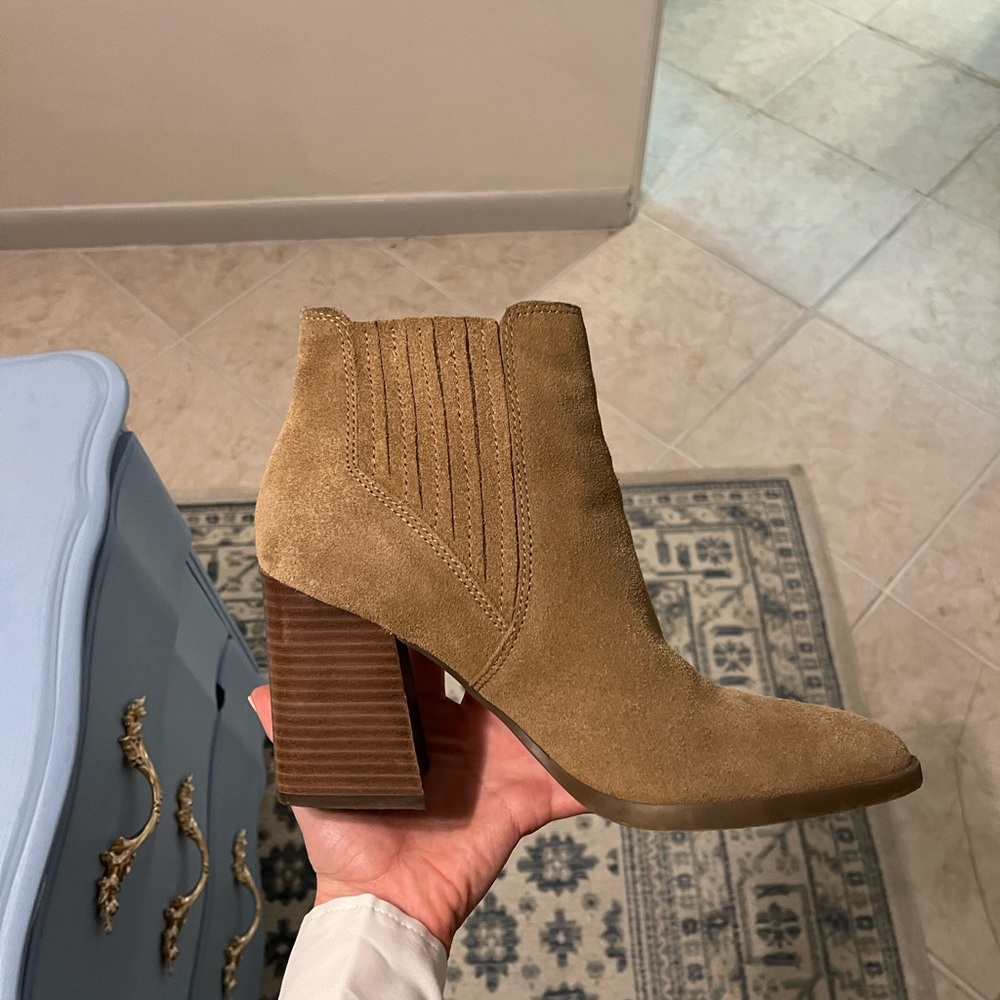 Marc Fisher Matter western bootie-brown suede-SZ 7 NWOB